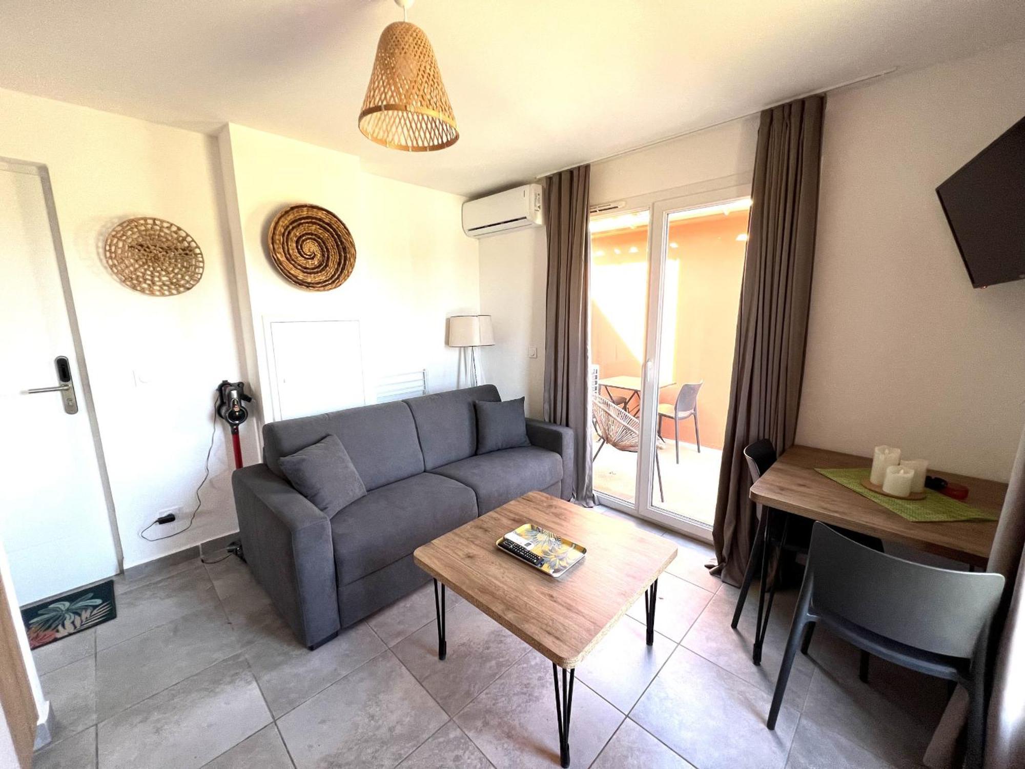 Hoteliere Les Hameaux De Saint Cyprien 25 M2