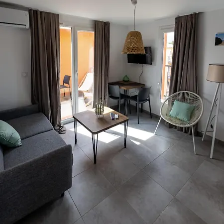 Residence Hoteliere Les Hameaux De Saint Cyprien 25 M2 Lecci Extérieur photo