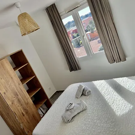 Residence Hoteliere Les Hameaux De Saint Cyprien 25 M2 Lecci Extérieur photo