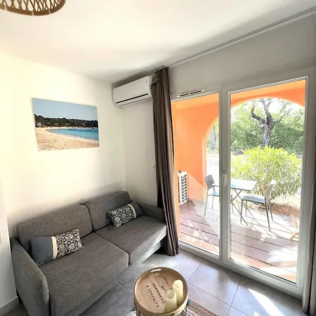 Residence Hoteliere Les Hameaux De Saint Cyprien 25 M2 Lecci Extérieur photo
