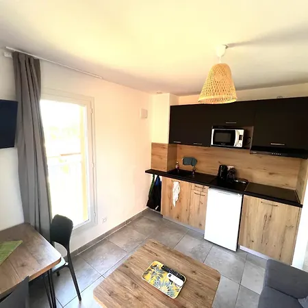Residence Hoteliere Les Hameaux De Saint Cyprien 25 M2 Lecci Extérieur photo