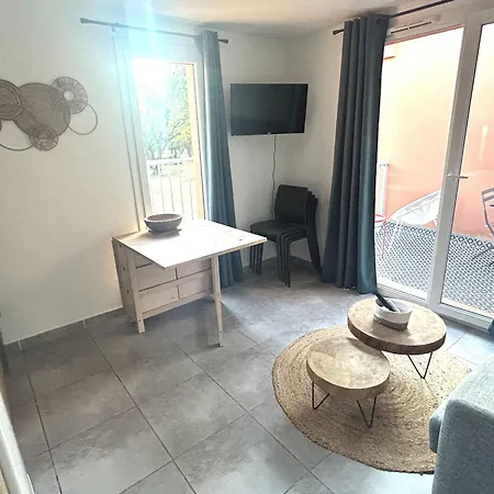 Residence Hoteliere Les Hameaux De Saint Cyprien 25 M2 Lecci Extérieur photo