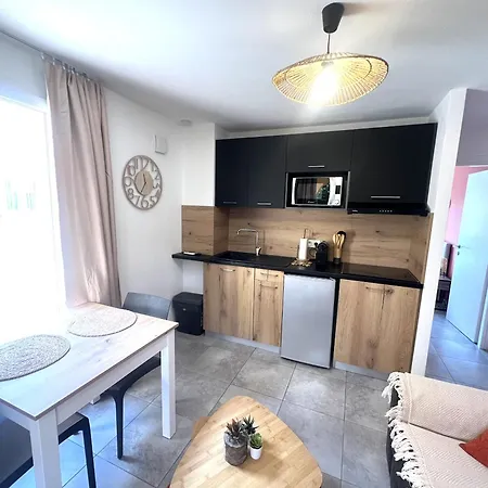 Residence Hoteliere Les Hameaux De Saint Cyprien 25 M2 Lecci Extérieur photo