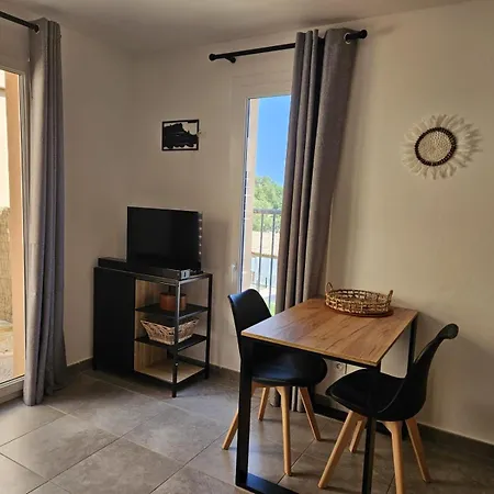 Residence Hoteliere Les Hameaux De Saint Cyprien 25 M2 Lecci Extérieur photo