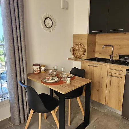 Residence Hoteliere Les Hameaux De Saint Cyprien 25 M2 Lecci Extérieur photo